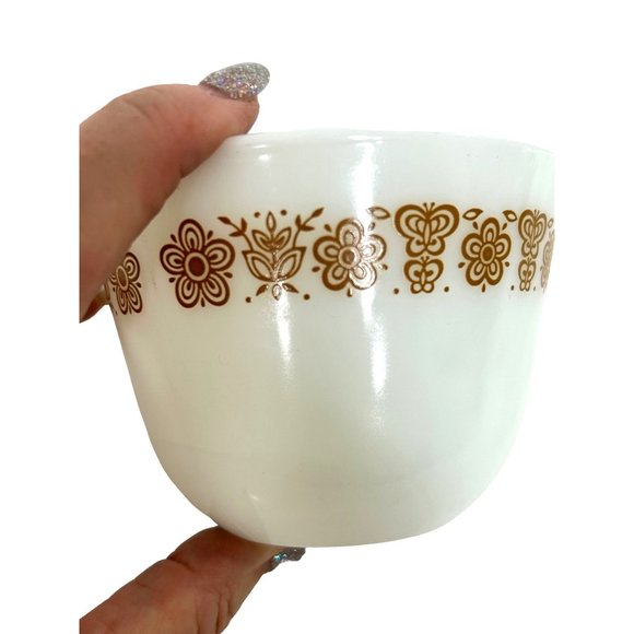 Set of 2- Pyrex Vintage Teacups Coffee Cups Milk Glass Gold Butterfly Corning NY - Picture 11 of 13